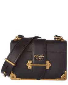 prada accessori milano